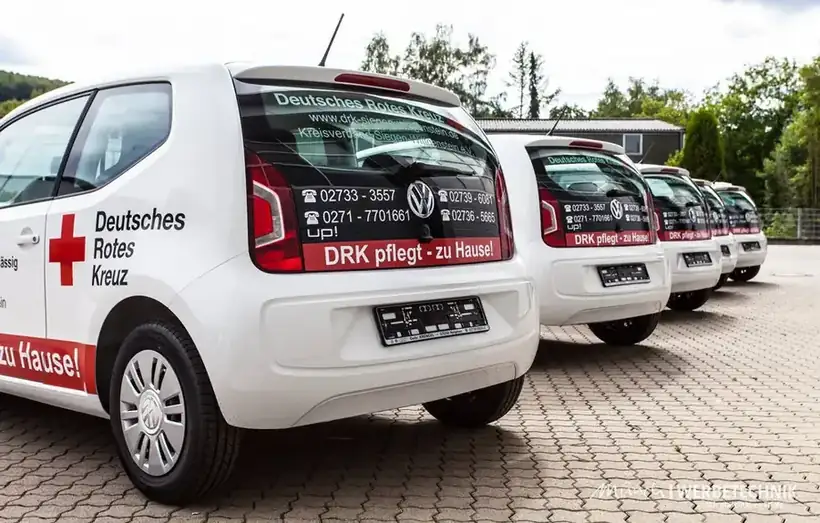 DRK Fahrzeuge Deutsches Rotes Kreuz – Einsatz- & Sonderfahrzeuge von Münch Werbetechnik Siegen