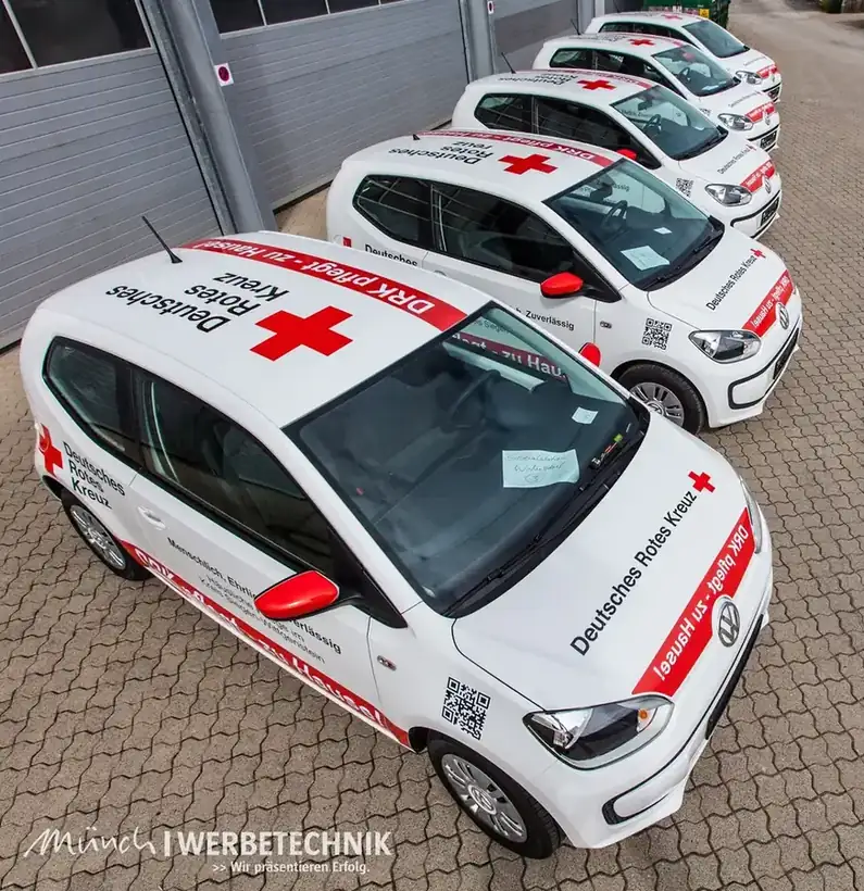 DRK VW up Flotte – Einsatz- & Sonderfahrzeuge von Münch Werbetechnik Siegen