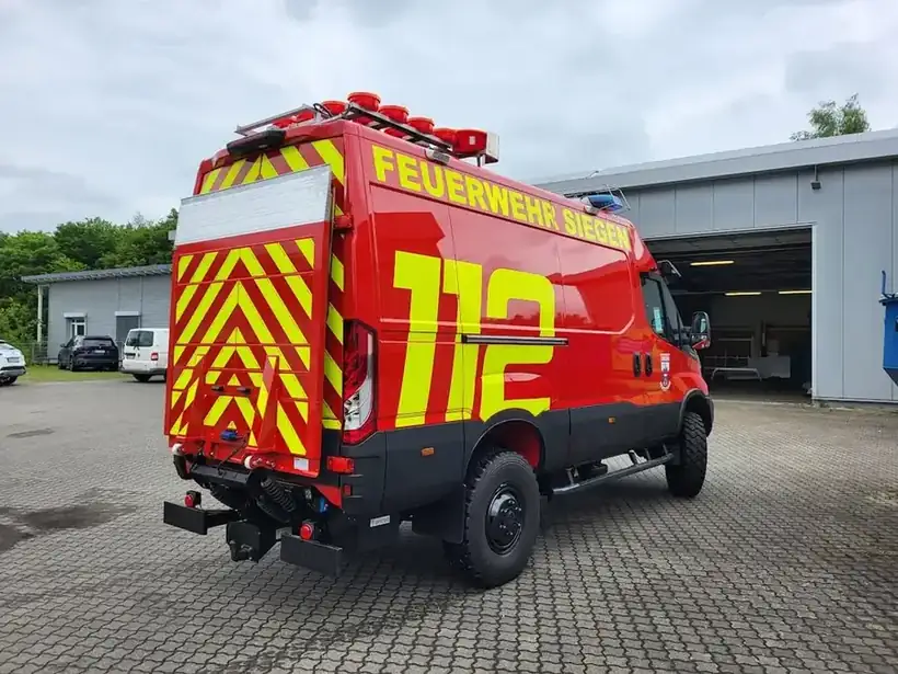 Feuerwehr 112 Heckansicht – Einsatz- & Sonderfahrzeuge von Münch Werbetechnik Siegen