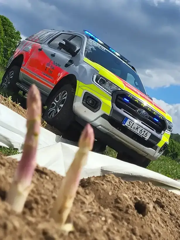 Ford Ranger Einsatzfahrzeug – Einsatz- & Sonderfahrzeuge von Münch Werbetechnik Siegen