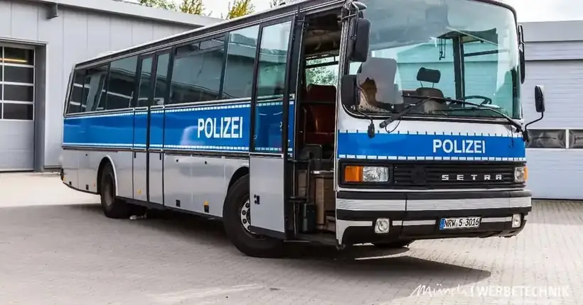 Polizeibus Setra – Einsatz- & Sonderfahrzeuge von Münch Werbetechnik Siegen