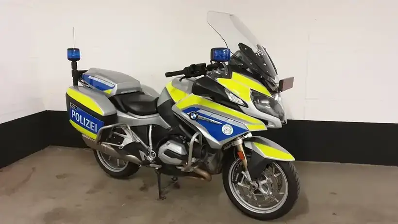 Polizeimotorrad BMW – Einsatz- & Sonderfahrzeuge von Münch Werbetechnik Siegen