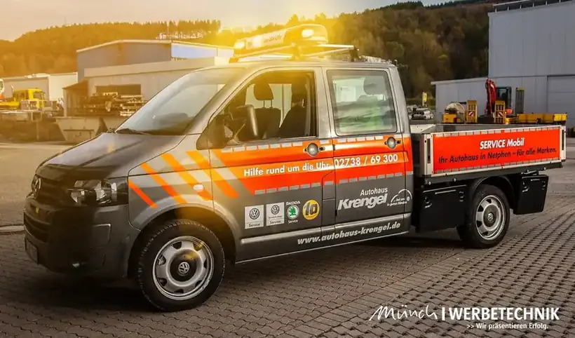 Pritschenwagen Warnmarkierung Kronprinz – Einsatz- & Sonderfahrzeuge von Münch Werbetechnik Siegen