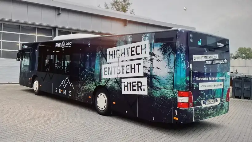 Bus Summit Hightech – Fahrzeugbeschriftung von Münch Werbetechnik Siegen
