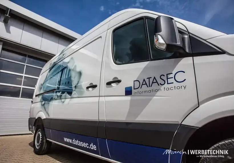 Sprinter Datasec – Fahrzeugbeschriftung von Münch Werbetechnik Siegen