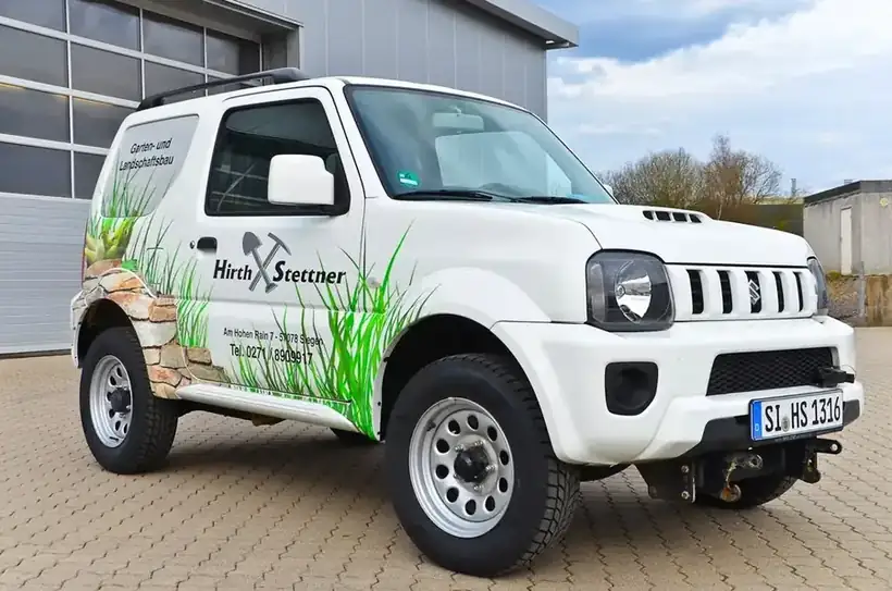 Suzuki Jimny Stertzner – Fahrzeugbeschriftung von Münch Werbetechnik Siegen