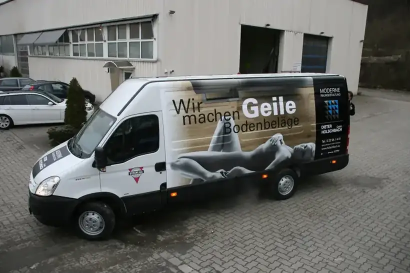 Transporter Bodenbeläge – Fahrzeugbeschriftung von Münch Werbetechnik Siegen