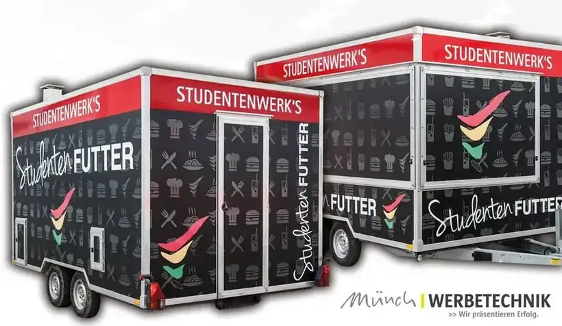 Verkaufsanhänger Studentenwerk – Fahrzeugbeschriftung von Münch Werbetechnik Siegen