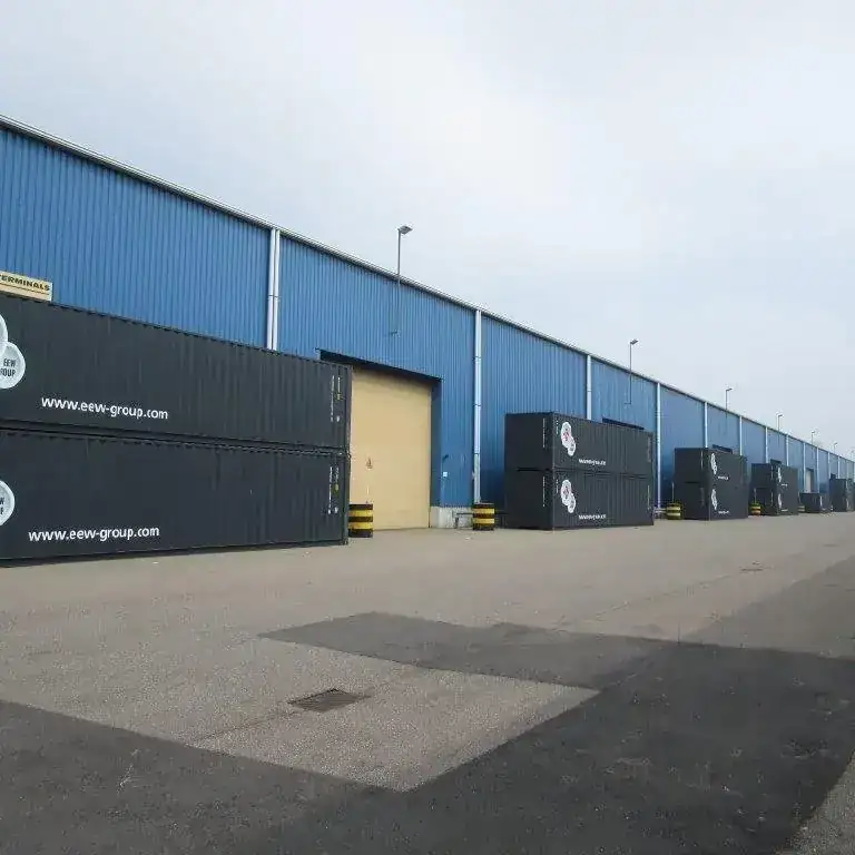 Containerbeschriftung EEW Group – Glas, Fassade & Gebäude von Münch Werbetechnik Siegen
