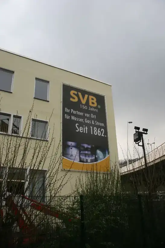 Fassadenbanner SVB – Glas, Fassade & Gebäude von Münch Werbetechnik Siegen