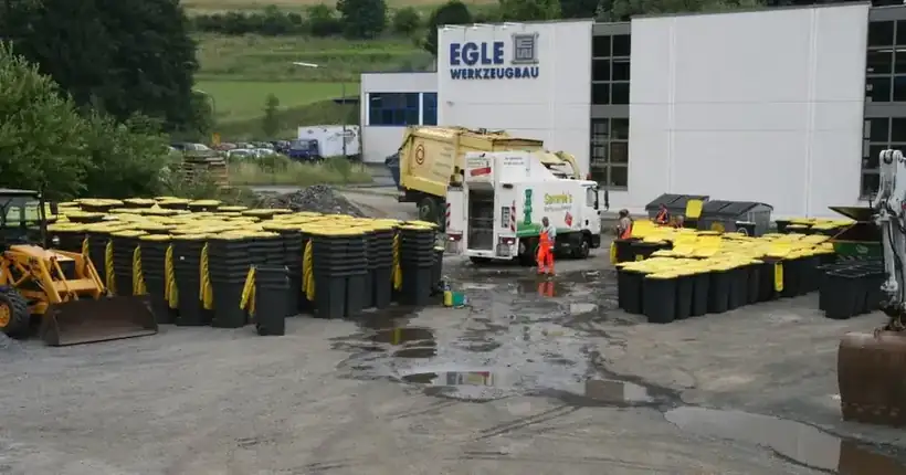 Container Betriebshof – Maschinen & Anlagen von Münch Werbetechnik Siegen