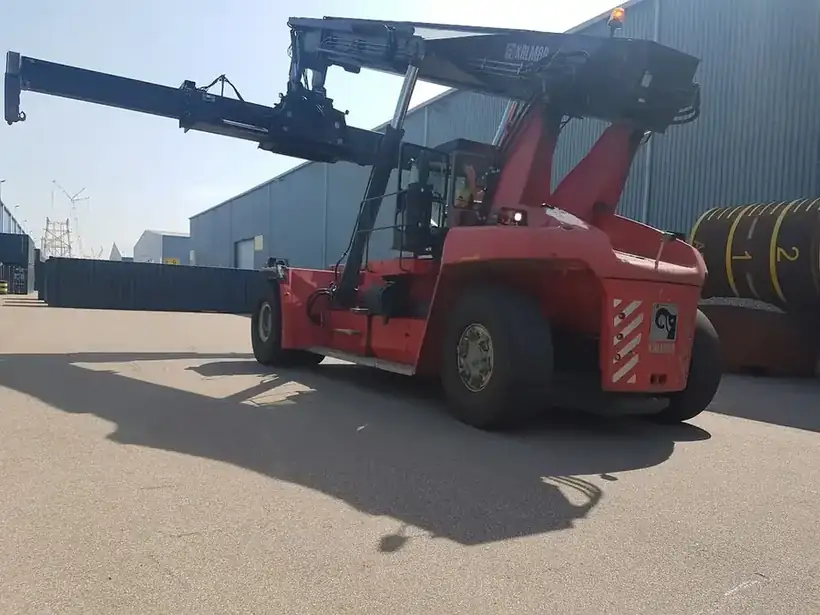 Reachstacker Stapler – Maschinen & Anlagen von Münch Werbetechnik Siegen