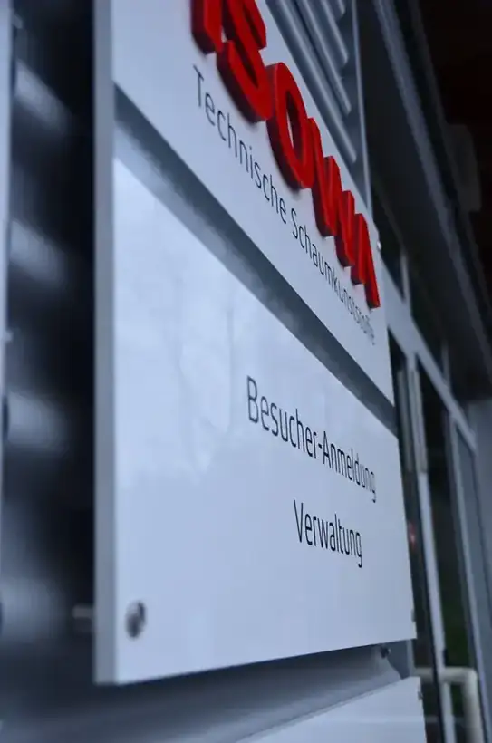 Besucher-Anmeldung ISOWA – Schilder & Leitsysteme von Münch Werbetechnik Siegen