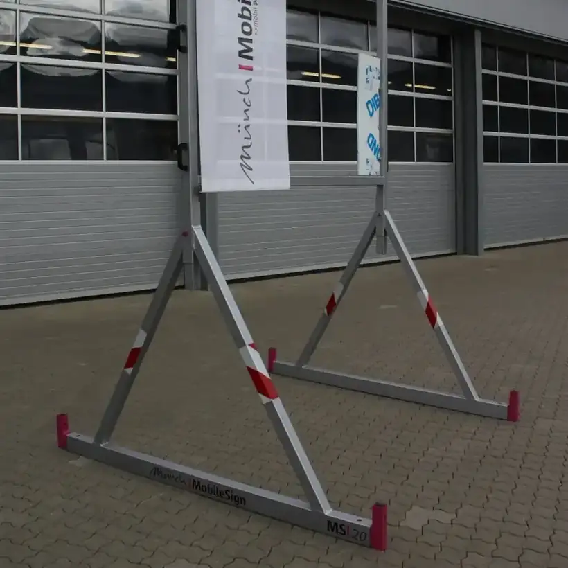 Mobiler Bannerständer MobileSign – Schilder & Leitsysteme von Münch Werbetechnik Siegen
