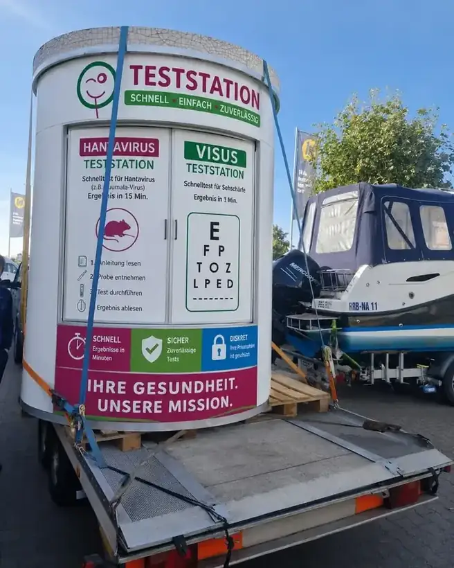 Werbesäule Teststation Transport – Schilder & Leitsysteme von Münch Werbetechnik Siegen